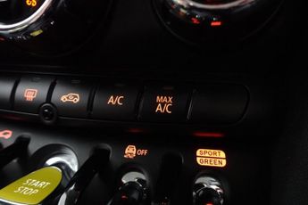 MINI Electric Hatch Cooper SE 32.6kWh Level 1 Hatchback 3dr Electric Auto (184 ps)