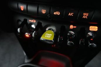 MINI Electric Hatch Cooper SE 32.6kWh Level 1 Hatchback 3dr Electric Auto (184 ps)