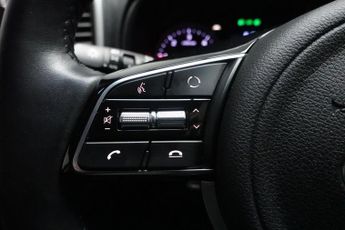 KIA SPORTAGE 1.6 CRDi MHEV 2 SUV 5dr Diesel Hybrid DCT Euro 6 (s/s) (134 bhp)