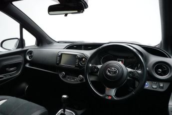 TOYOTA YARIS 1.5 VVT-h GR SPORT Hatchback 5dr Petrol Hybrid E-CVT Euro 6 (s/s