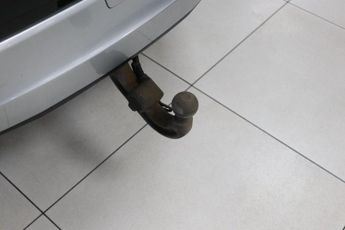 LAND ROVER DISCOVERY 3.0 SD V6 HSE SUV 5dr Diesel Auto 4WD Euro 6 (s/s) (306 ps)