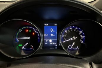 TOYOTA C-HR 1.8 VVT-h GPF Design SUV 5dr Petrol Hybrid CVT Euro 6 (s/s) (122