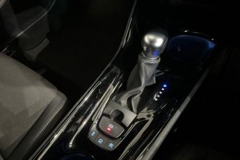 TOYOTA C-HR 1.8 VVT-h GPF Design SUV 5dr Petrol Hybrid CVT Euro 6 (s/s) (122