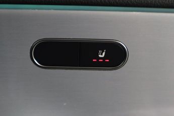 MERCEDES-BENZ CLA 1.3 CLA200 AMG Line (Executive) Coupe 7G-DCT Euro 6 (s/s) 4dr