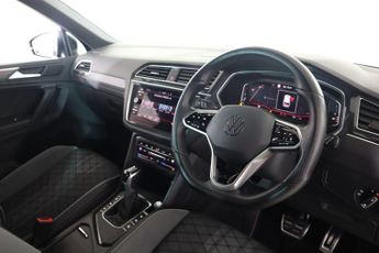 VOLKSWAGEN TIGUAN 2.0 TDI R-Line DSG Euro 6 (s/s) 5dr