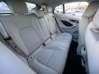 JAGUAR I-PACE 400 90kWh SE SUV 5dr Electric Auto 4WD (400 ps)