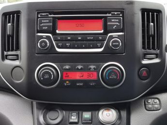 NISSAN e-NV200 40kWh Acenta Panel Van 5dr Electric Auto SWB (Quick Charge) (109