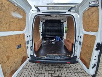 NISSAN e-NV200 40kWh Acenta Panel Van 5dr Electric Auto SWB (Quick Charge) (109