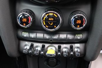 MINI Electric Hatch COOPER SE 32.6kWh LEVEL 3 