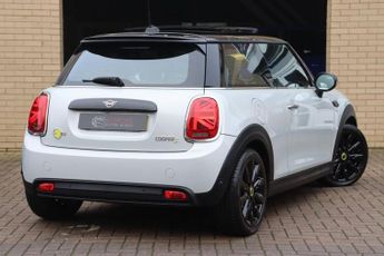 MINI Electric Hatch COOPER SE 32.6kWh LEVEL 3 3 DOOR