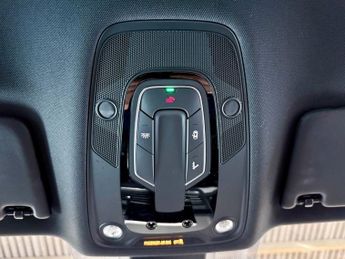 AUDI Q5 2.0 TDI 40 S line SUV 5dr Diesel S Tronic quattro Euro 6 (s/s) (