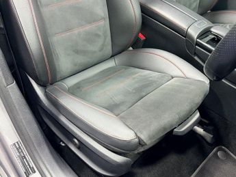 MERCEDES-BENZ A-CLASS 1.5 A180d AMG Line (Premium Plus) Saloon 4dr Diesel 7G-DCT Euro 