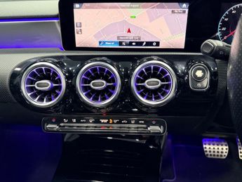 MERCEDES-BENZ A-CLASS 1.5 A180d AMG Line (Premium Plus) Saloon 4dr Diesel 7G-DCT Euro 