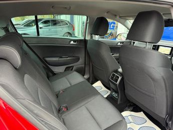 KIA SPORTAGE 1.6 CRDi EcoDynamics+ 2 SUV 5dr Diesel Hybrid DCT Euro 6 (s/s) (
