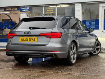 AUDI A4 AVANT 2.0 TFSI 40 Black Edition Estate 5dr Petrol S Tronic Euro 6 (s/s