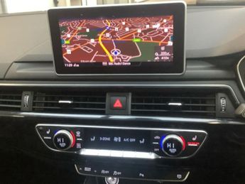 AUDI A4 AVANT 2.0 TFSI 40 Black Edition Estate 5dr Petrol S Tronic Euro 6 (s/s