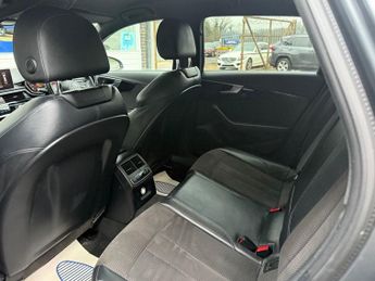 AUDI A4 AVANT 2.0 TFSI 40 Black Edition Estate 5dr Petrol S Tronic Euro 6 (s/s