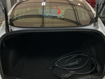 TESLA Model 3 (Dual Motor) Long Range Saloon 4dr Electric Auto 4WDE (346 ps)