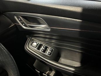 MG MG HS 1.5 T-GDI 16.6kWh Exclusive SUV 5dr Petrol Plug-in Hybrid Auto E