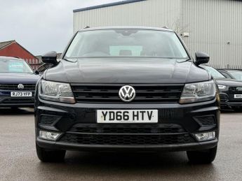 VOLKSWAGEN TIGUAN 2.0 TDI BlueMotion Tech SE Navigation SUV 5dr Diesel DSG 4Motion