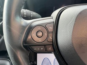 TOYOTA COROLLA 1.8 VVT-h Car Derived Van 5dr Petrol Hybrid CVT Euro 6 (s/s) (14