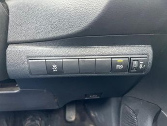 TOYOTA COROLLA 1.8 VVT-h Car Derived Van 5dr Petrol Hybrid CVT Euro 6 (s/s) (14