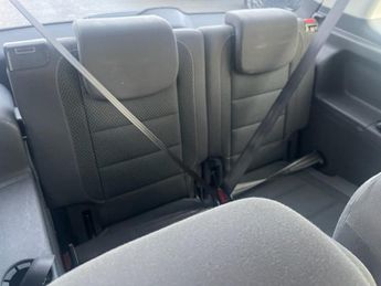 VOLKSWAGEN TOURAN 1.6 TDI BlueMotion Tech SE MPV 5dr Diesel DSG Euro 5 (s/s) (105 