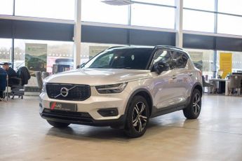 VOLVO XC40 2.0 D3 R-Design SUV 5dr Diesel Auto AWD Euro 6 (s/s) (150 ps)