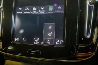 VOLVO XC40 2.0 D3 R-Design SUV 5dr Diesel Auto AWD Euro 6 (s/s) (150 ps)