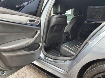 BMW 5 SERIES 2.0 530e 9.2kWh M Sport Saloon 4dr Petrol Plug-in Hybrid Auto Eu