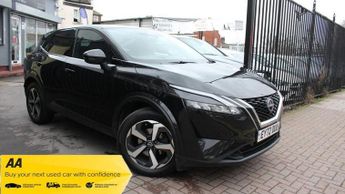 Nissan Qashqai 1.3 DIG-T MHEV N-Connecta SUV 5dr Petrol Hybrid XTRON Euro 6 (s/