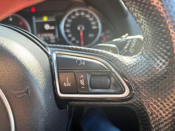 AUDI Q5 2.0 TDI S line Plus SUV 5dr Diesel S Tronic quattro Euro 5 (s/s)