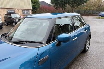 MINI HATCH 1.5 Cooper Classic Hatchback 5dr Petrol Steptronic Euro 6 (s/s) 