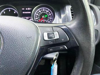 VOLKSWAGEN GOLF 1.6 TDI SE Nav Hatchback 5dr Diesel DSG Euro 6 (s/s) (115 ps)