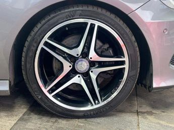 MERCEDES-BENZ A-CLASS 2.1 A220 CDI BlueEfficiency AMG Sport Hatchback 5dr Diesel 7G-DC