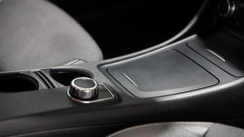 MERCEDES-BENZ A-CLASS 1.5 A180 CDI SE Hatchback 5dr Diesel 7G-DCT Euro 5 (s/s) (109 ps