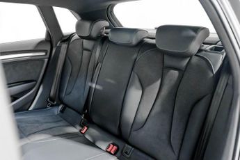 AUDI A3 1.5 TFSI CoD 35 Black Edition Sportback 5dr Petrol S Tronic Euro