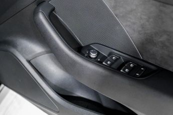 AUDI A3 1.5 TFSI CoD 35 Black Edition Sportback 5dr Petrol S Tronic Euro