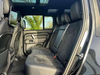 LAND ROVER DEFENDER 5.0 Defender V8 Auto 4WD 5dr