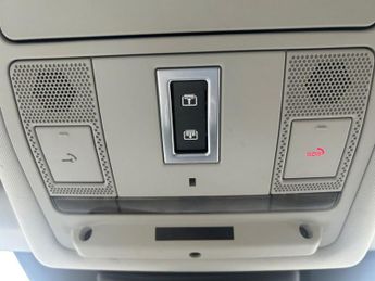 LAND ROVER DISCOVERY SPORT 2.0 SD4 HSE SUV 5dr Diesel Auto 4WD Euro 6 (s/s) (240 ps)