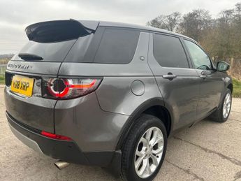 LAND ROVER DISCOVERY SPORT 2.0 SD4 HSE SUV 5dr Diesel Auto 4WD Euro 6 (s/s) (240 ps)