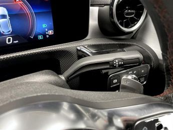 MERCEDES-BENZ A CLASS 1.5 A180d AMG Line (Executive) Hatchback 5dr Diesel 7G-DCT Euro 