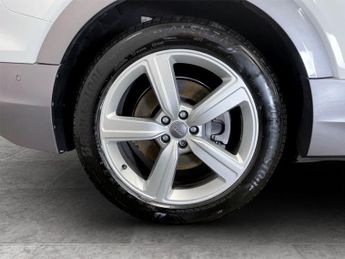 AUDI E-TRON 50 Technik SUV 5dr Electric Auto quattro 71.2kWh (313 ps)