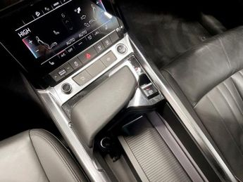 AUDI E-TRON 50 Technik SUV 5dr Electric Auto quattro 71.2kWh (313 ps)