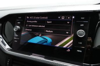 VOLKSWAGEN T-CROSS 1.5 TSI EVO R-Line SUV 5dr Petrol DSG Euro 6 (s/s) (150 ps)