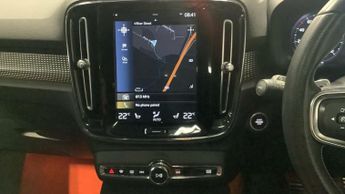VOLVO XC40 2.0 T5 R-Design SUV 5dr Petrol Auto AWD Euro 6 (s/s) (247 ps)
