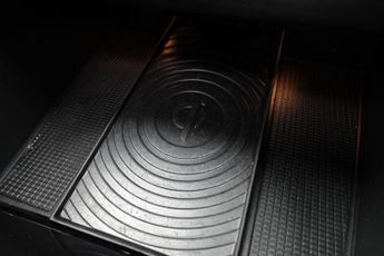 VOLVO XC40 2.0 T5 R-Design SUV 5dr Petrol Auto AWD Euro 6 (s/s) (247 ps)