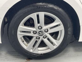 TOYOTA COROLLA 1.8 VVT-h GPF Icon Tech Touring Sports 5dr Petrol Hybrid CVT Eur