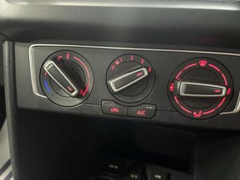 VOLKSWAGEN POLO 1.2 TSI BlueMotion Tech SE Hatchback 3dr Petrol Manual Euro 6 (s