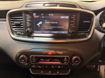 KIA SORENTO 2.2 CRDi KX-2 SUV 5dr Diesel Auto AWD Euro 6 (s/s) (197 bhp)